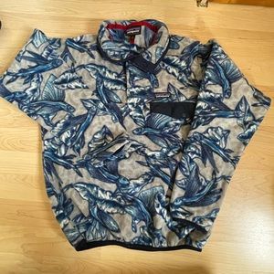 Patagonia flying fish print synchilla t-snap fleece